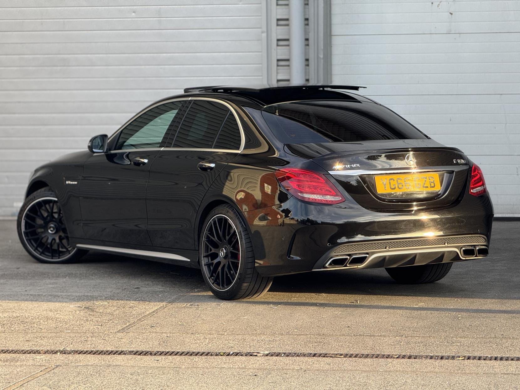 Mercedes-Benz C Class 4.0 C63 V8 BiTurbo AMG S (Premium) SpdS MCT Euro 6 (s/s) 4dr