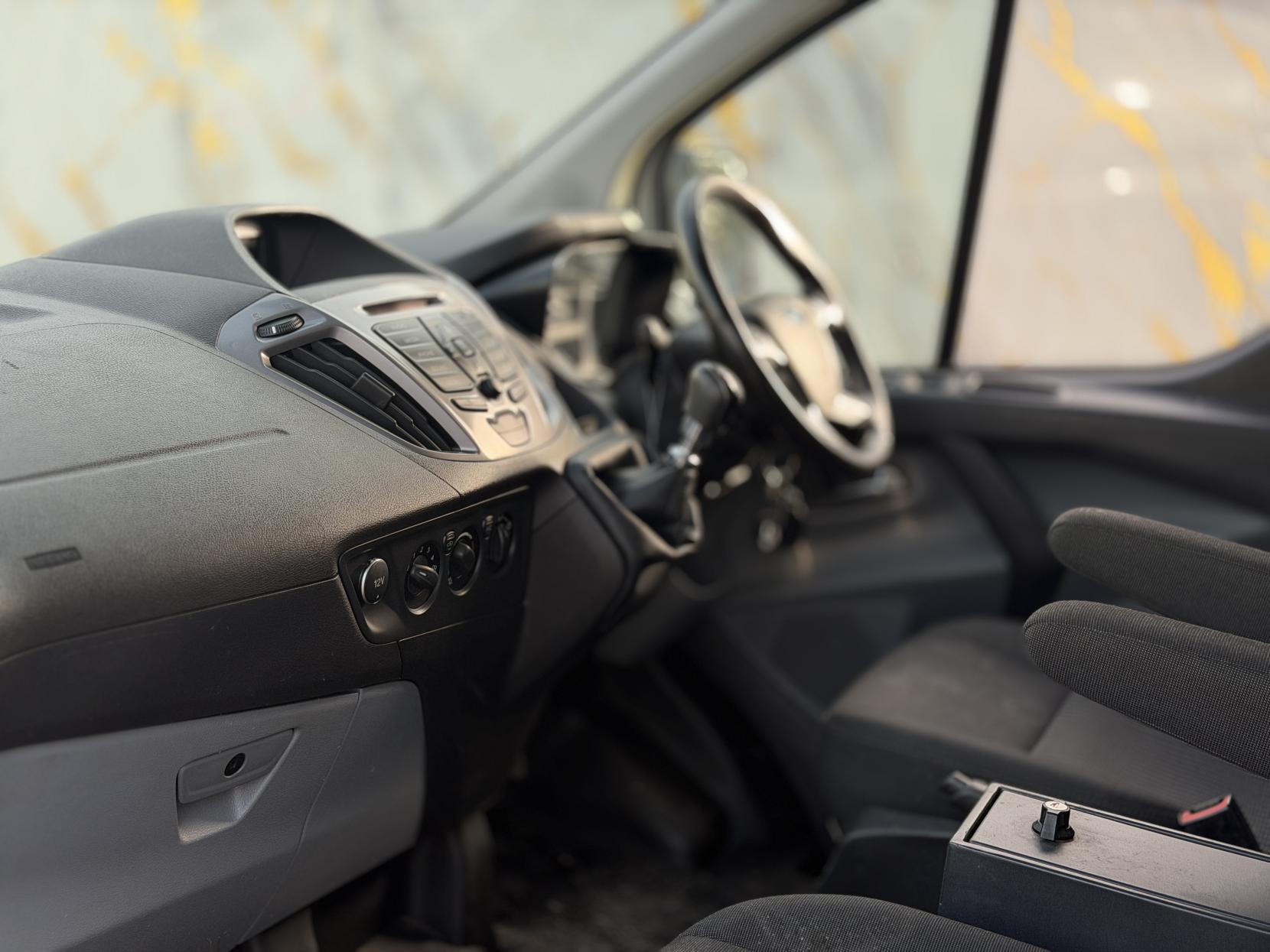 Ford Transit Custom 2.0 TDCi 310 Trend Panel Van 5dr Diesel Manual L1 H1 (157 g/km, 128 bhp)