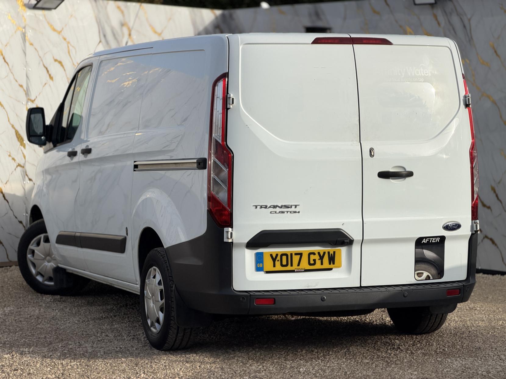 Ford Transit Custom 2.0 TDCi 310 Trend Panel Van 5dr Diesel Manual L1 H1 (157 g/km, 128 bhp)