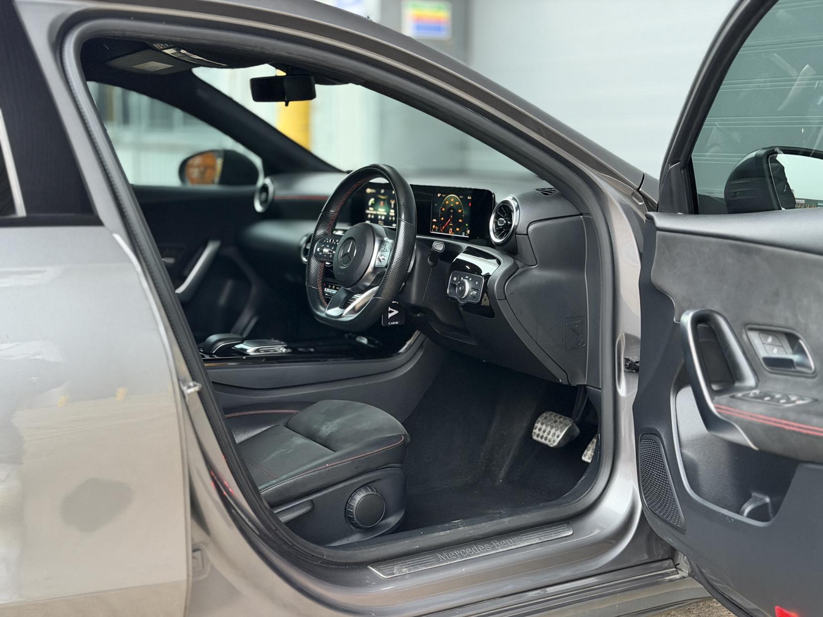 Mercedes-Benz A Class 1.5 A180d AMG Line Hatchback 5dr Diesel 7G-DCT Euro 6 (s/s) (116 ps)