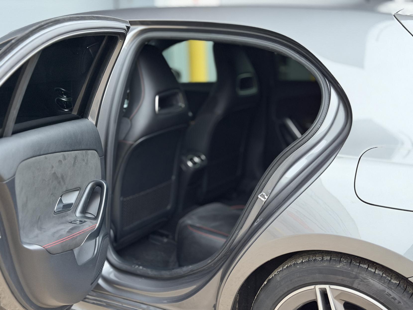 Mercedes-Benz A Class 1.5 A180d AMG Line Hatchback 5dr Diesel 7G-DCT Euro 6 (s/s) (116 ps)