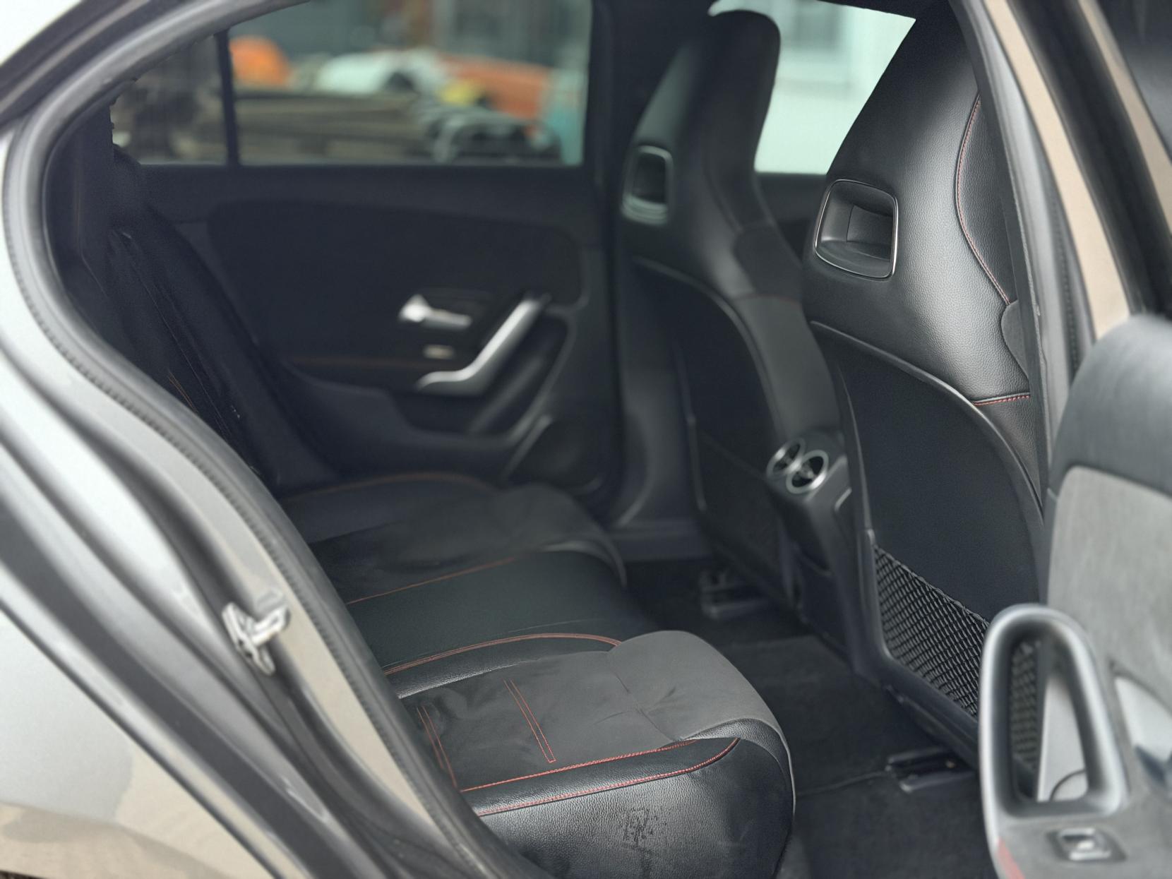 Mercedes-Benz A Class 1.5 A180d AMG Line Hatchback 5dr Diesel 7G-DCT Euro 6 (s/s) (116 ps)