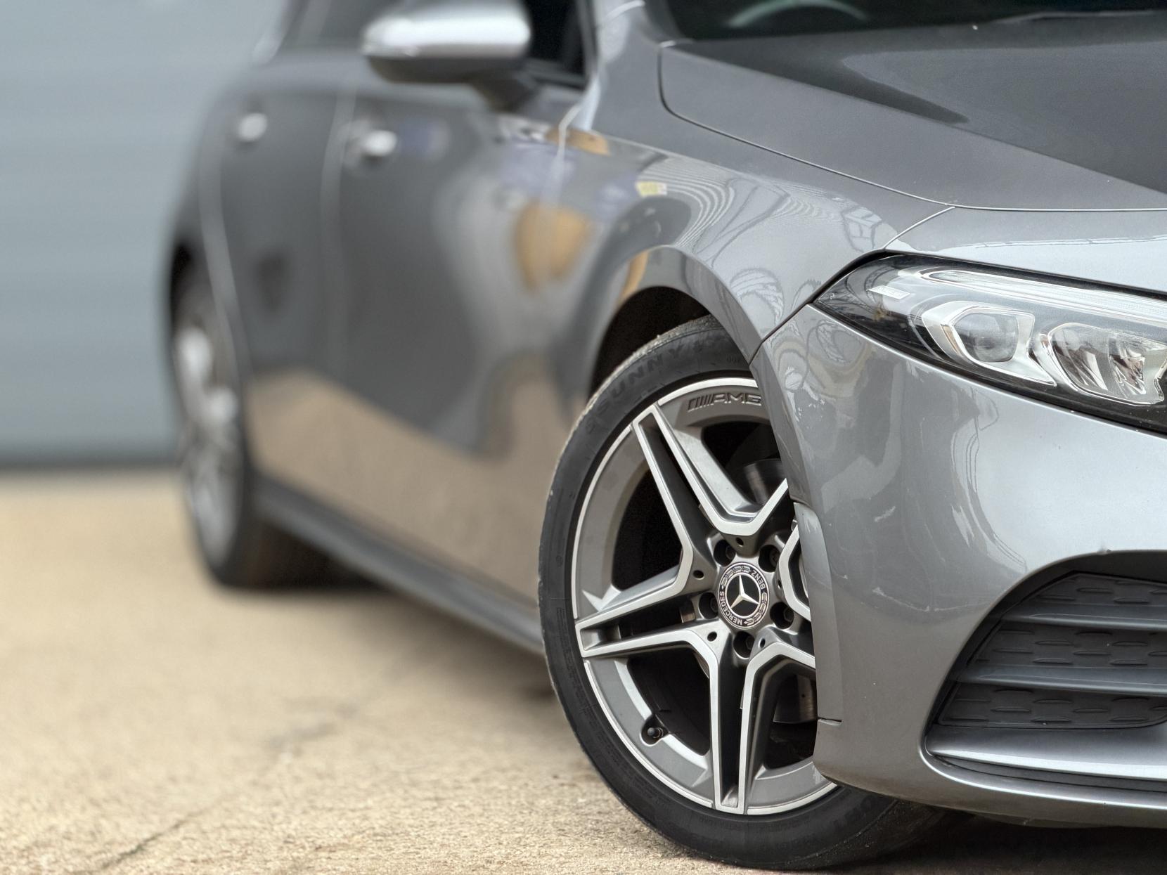 Mercedes-Benz A Class 1.5 A180d AMG Line Hatchback 5dr Diesel 7G-DCT Euro 6 (s/s) (116 ps)