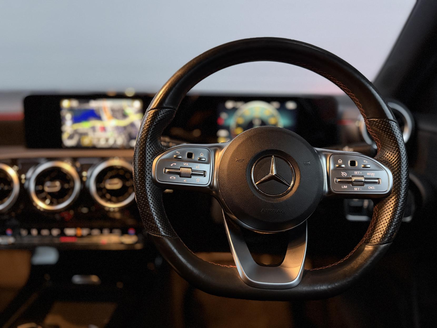 Mercedes-Benz A Class 1.5 A180d AMG Line Hatchback 5dr Diesel 7G-DCT Euro 6 (s/s) (116 ps)