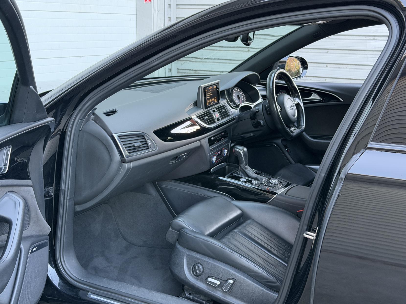 Audi A6 Saloon 2.0 TDI Black Edition Saloon 4dr Diesel S Tronic quattro Euro 6 (s/s) (190 ps)