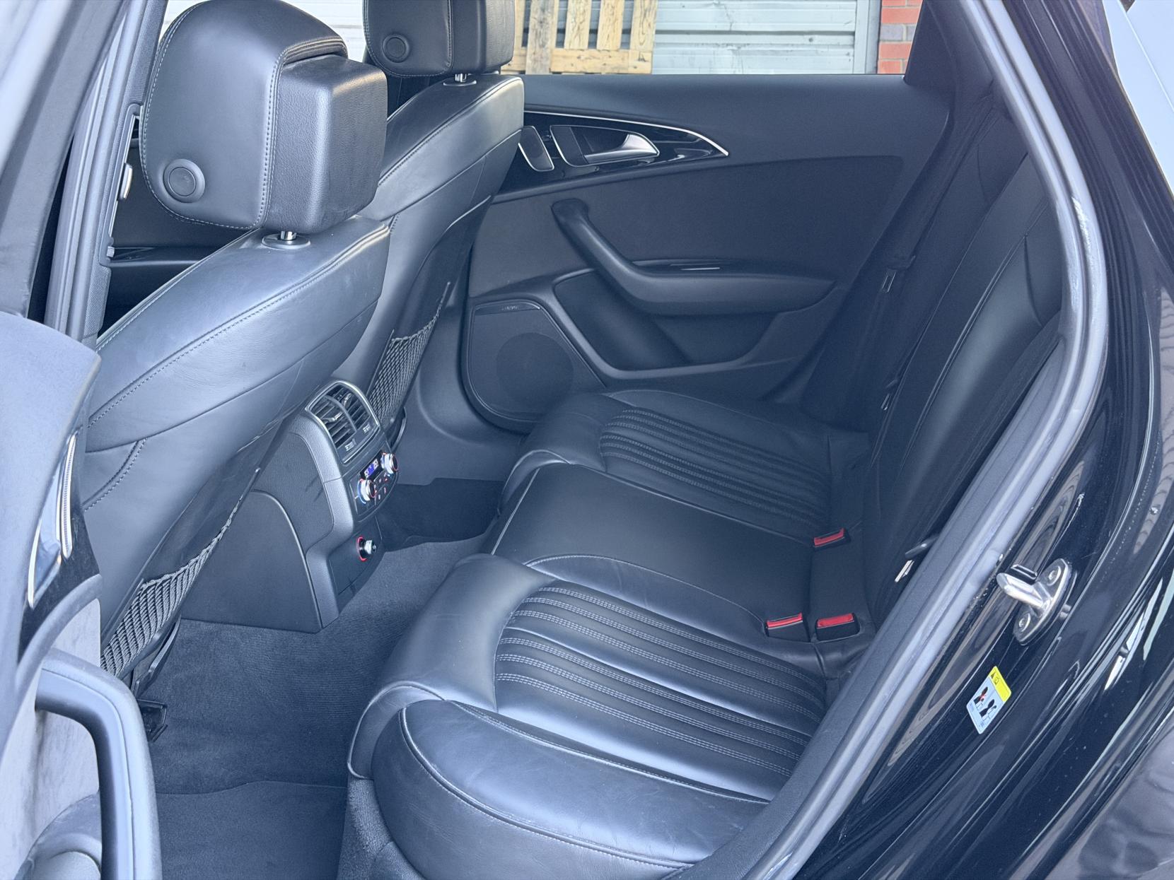 Audi A6 Saloon 2.0 TDI Black Edition Saloon 4dr Diesel S Tronic quattro Euro 6 (s/s) (190 ps)