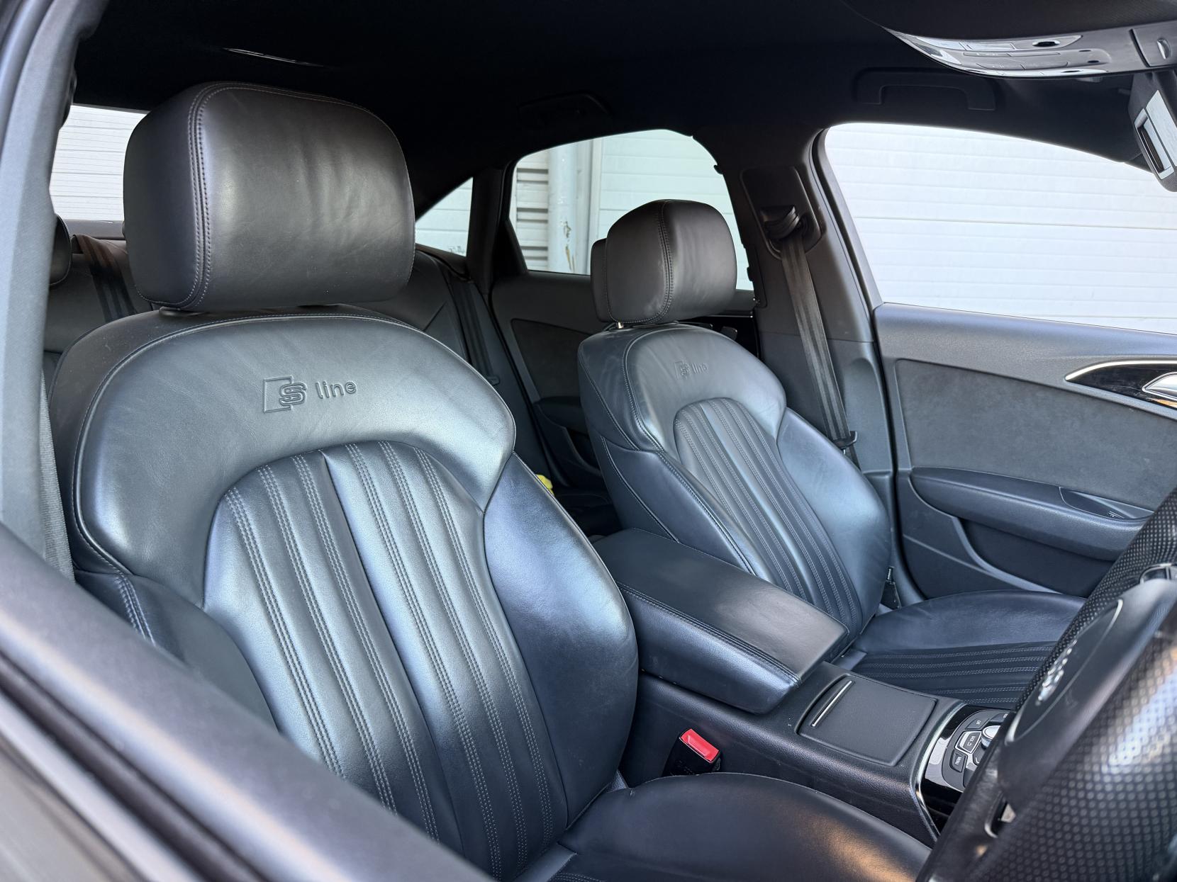 Audi A6 Saloon 2.0 TDI Black Edition Saloon 4dr Diesel S Tronic quattro Euro 6 (s/s) (190 ps)