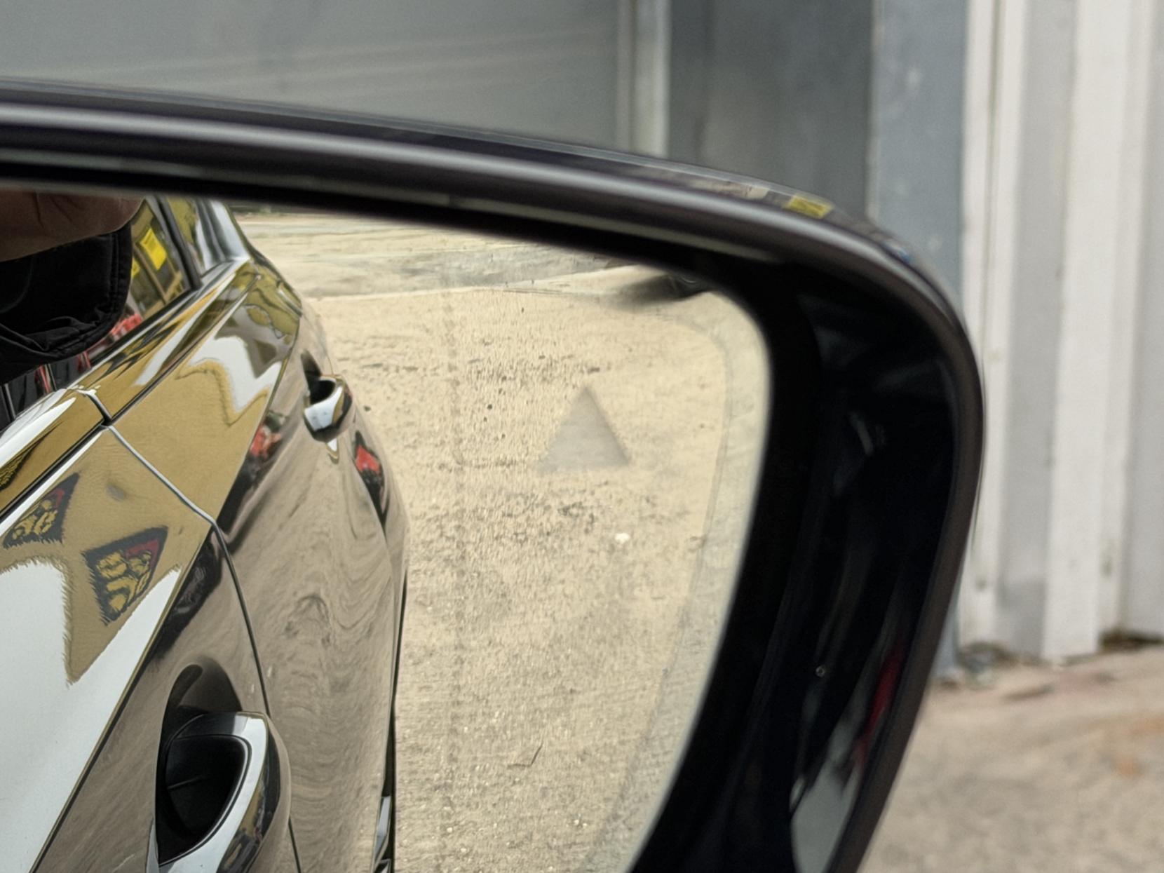 BMW 3 Series 2.0 330e 12kWh M Sport Saloon 4dr Petrol Plug-in Hybrid Auto Euro 6 (s/s) (292 ps)