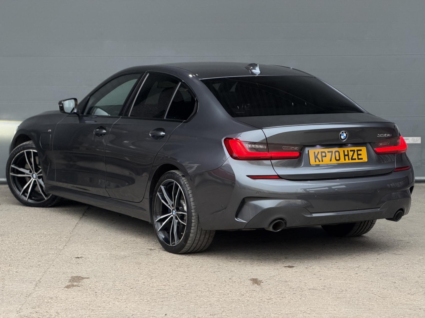 BMW 3 Series 2.0 330e 12kWh M Sport Saloon 4dr Petrol Plug-in Hybrid Auto Euro 6 (s/s) (292 ps)