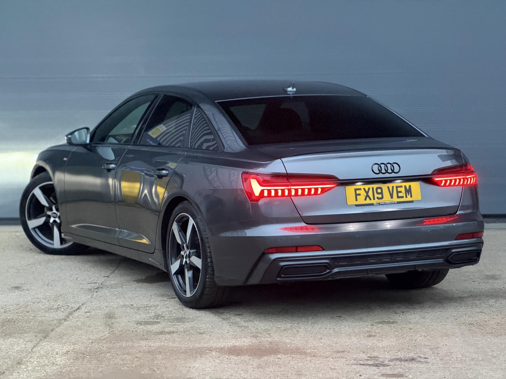 Audi A6 Saloon 2.0 TDI 40 S line Saloon 4dr Diesel S Tronic Euro 6 (s/s) (204 ps)