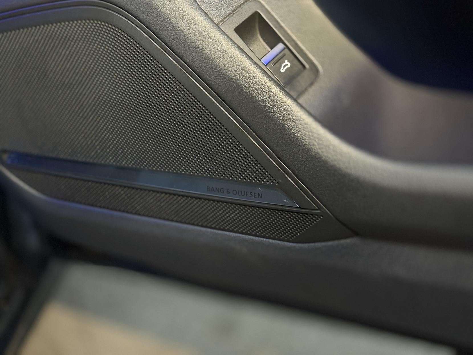 Audi A6 Saloon 2.0 TDI 40 S line Saloon 4dr Diesel S Tronic Euro 6 (s/s) (204 ps)