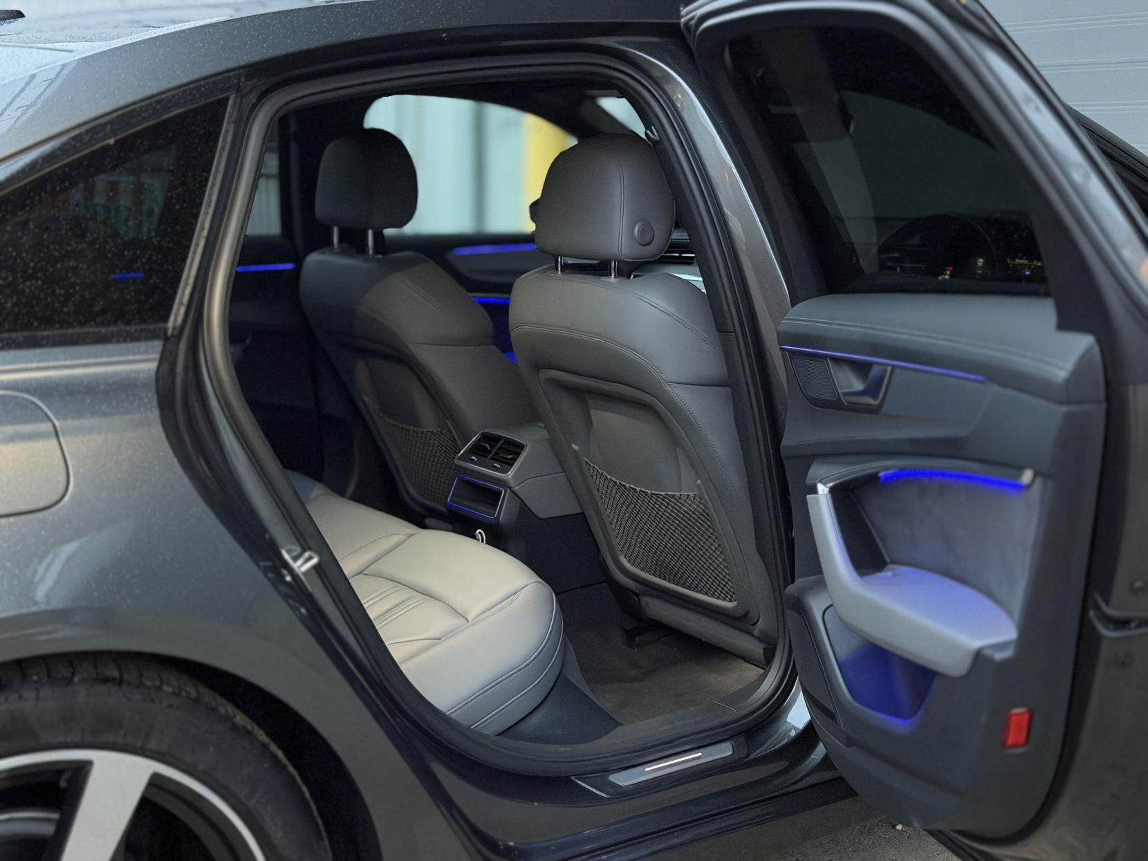 Audi A6 Saloon 2.0 TDI 40 S line Saloon 4dr Diesel S Tronic Euro 6 (s/s) (204 ps)