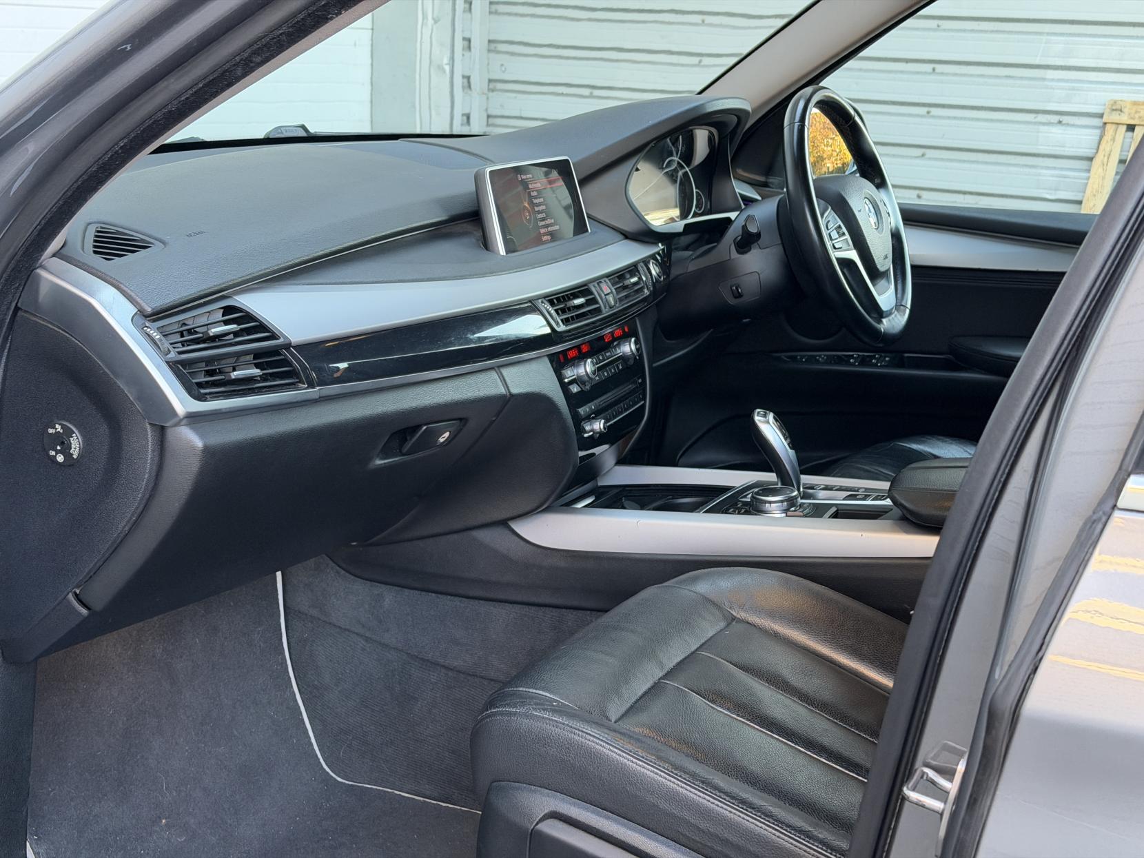 BMW X5 3.0 30d SE SUV 5dr Diesel Auto xDrive Euro 6 (s/s) (258 ps)