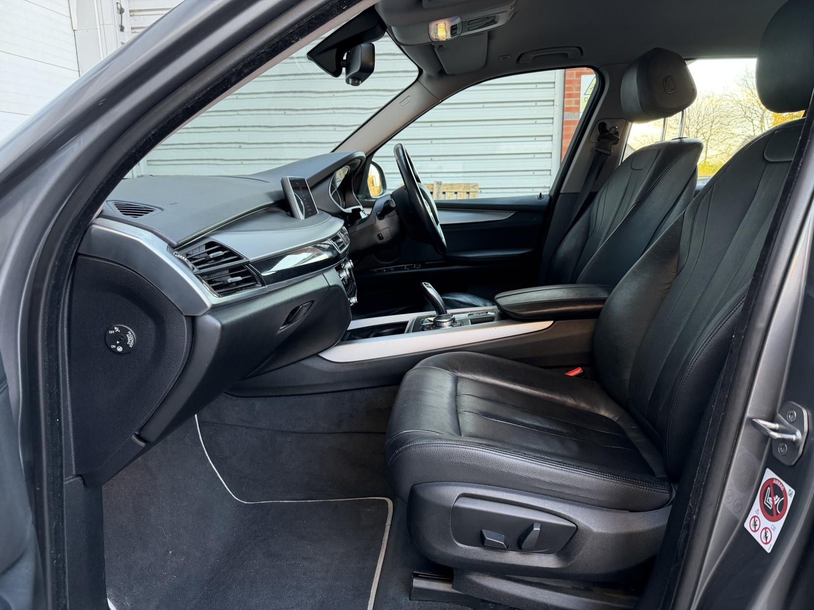 BMW X5 3.0 30d SE SUV 5dr Diesel Auto xDrive Euro 6 (s/s) (258 ps)