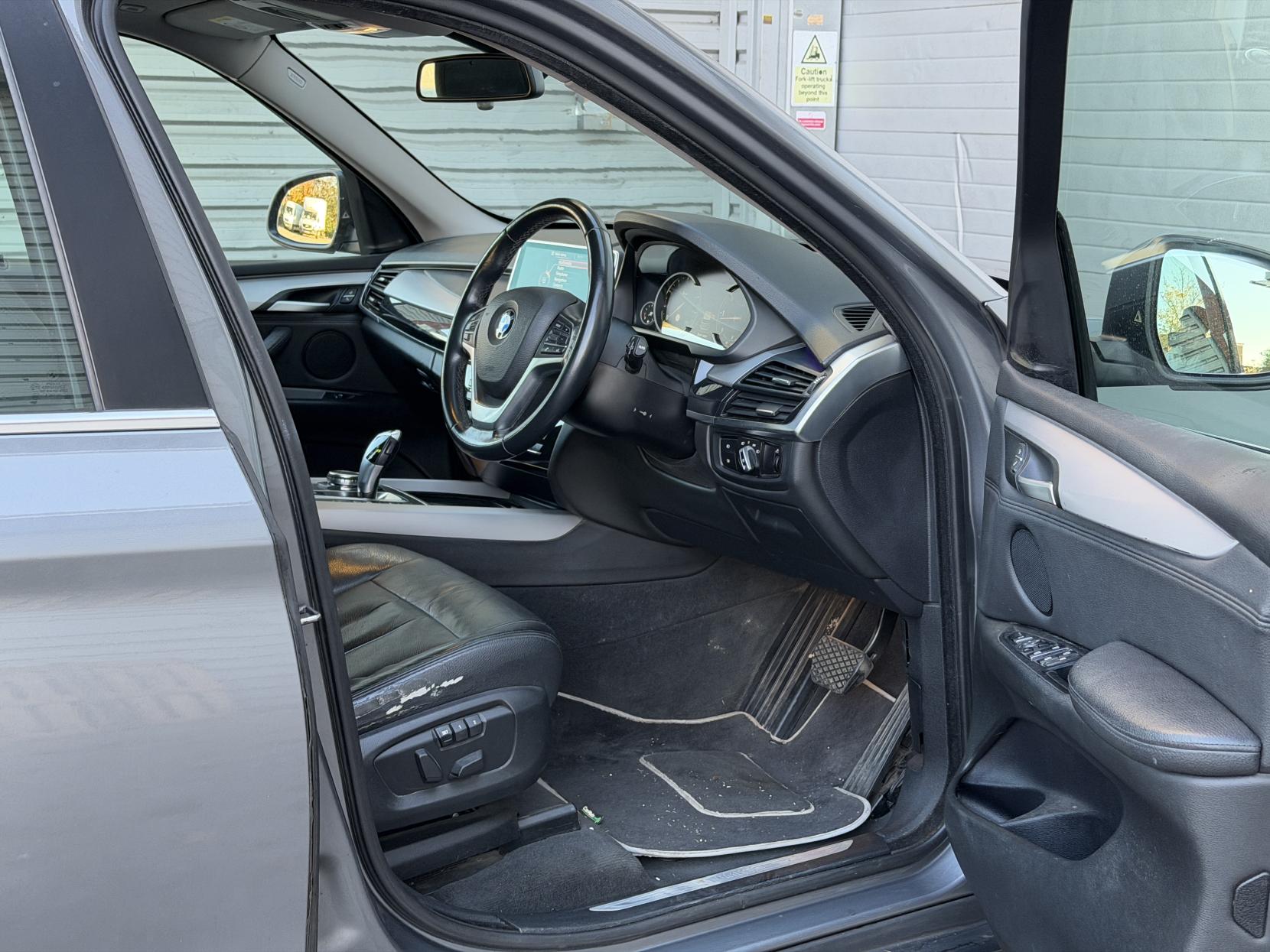 BMW X5 3.0 30d SE SUV 5dr Diesel Auto xDrive Euro 6 (s/s) (258 ps)