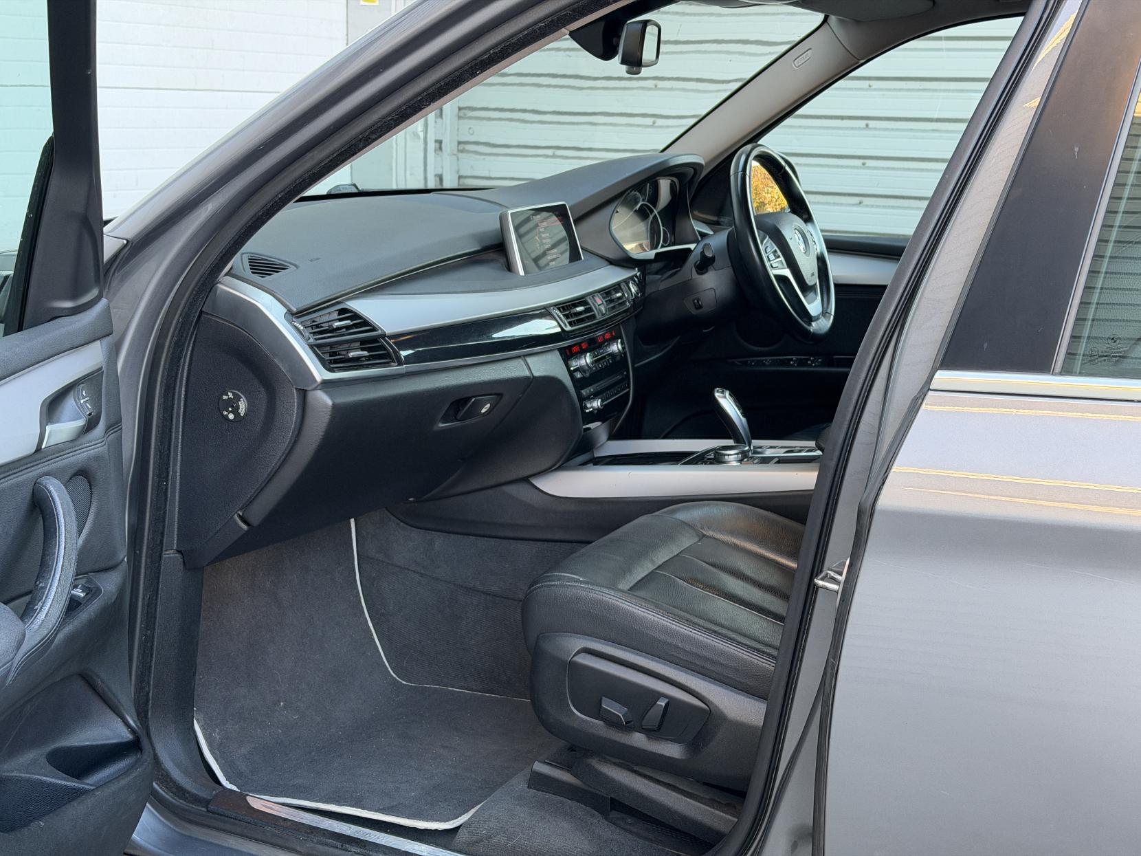 BMW X5 3.0 30d SE SUV 5dr Diesel Auto xDrive Euro 6 (s/s) (258 ps)