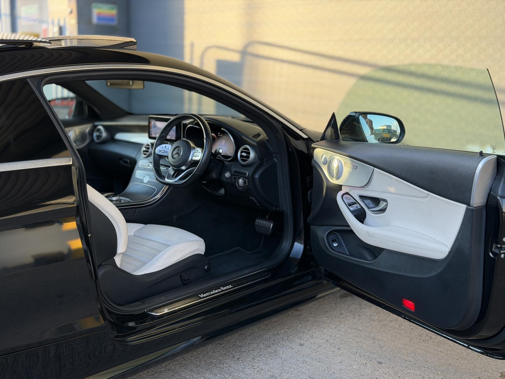 Mercedes-Benz C Class 2.0 C220d AMG Line (Premium Plus) Coupe 2dr Diesel G-Tronic+ Euro 6 (s/s) (194 ps)