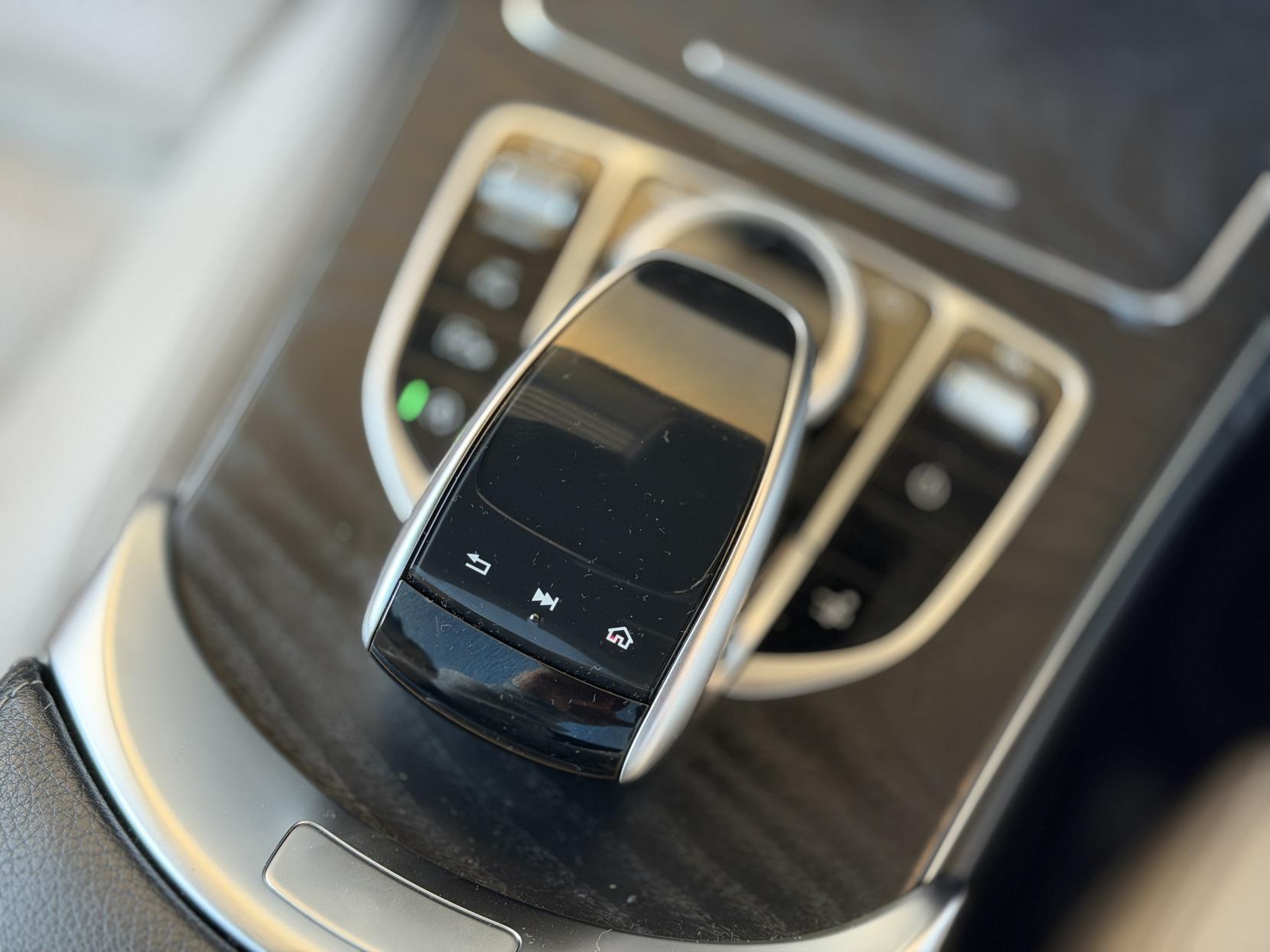 Mercedes-Benz C Class 2.0 C220d AMG Line (Premium Plus) Coupe 2dr Diesel G-Tronic+ Euro 6 (s/s) (194 ps)