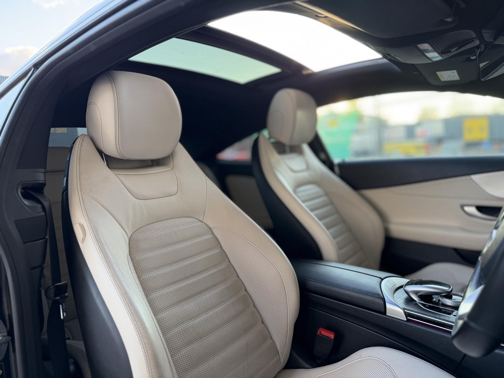 Mercedes-Benz C Class 2.0 C220d AMG Line (Premium Plus) Coupe 2dr Diesel G-Tronic+ Euro 6 (s/s) (194 ps)