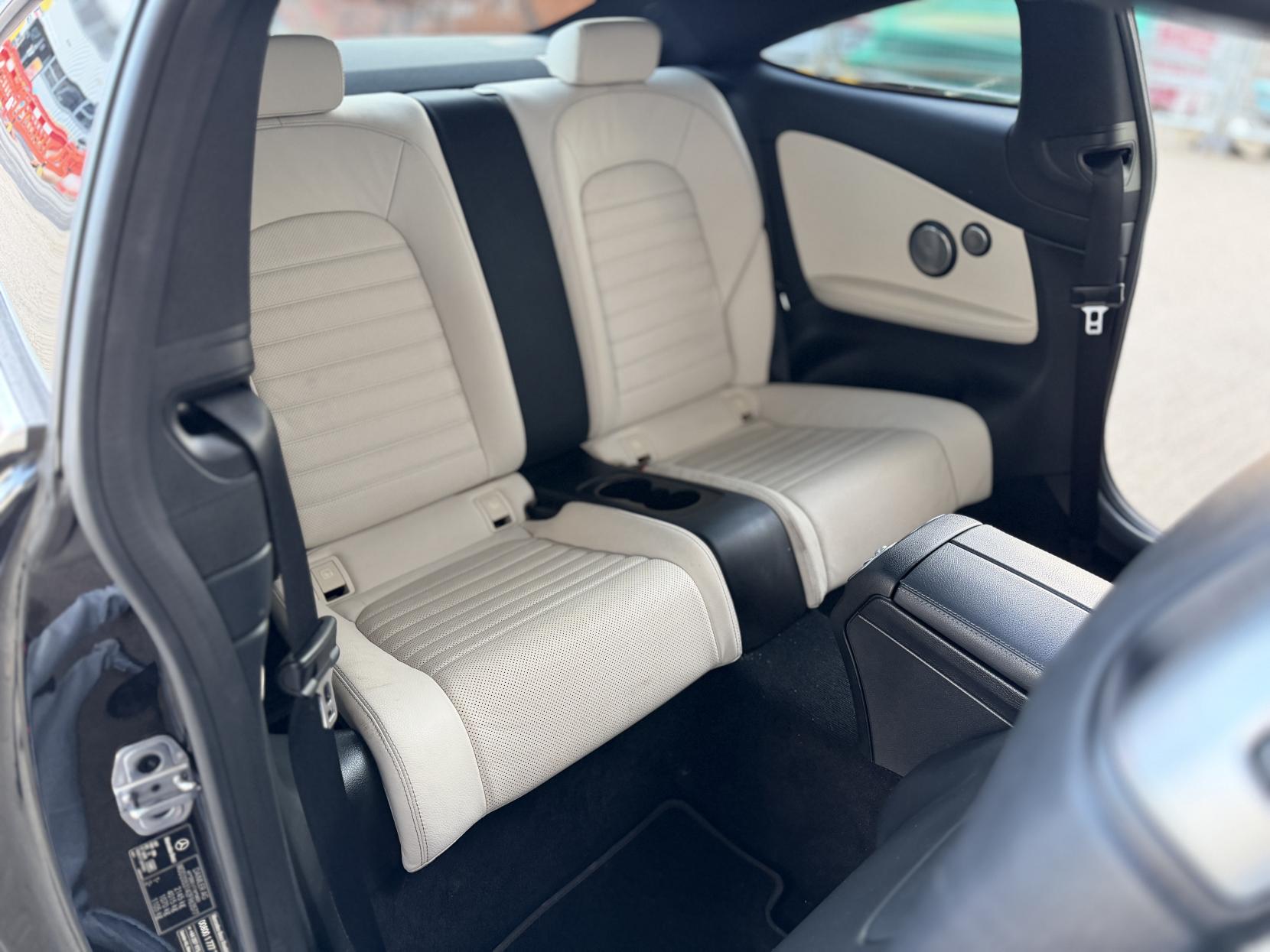 Mercedes-Benz C Class 2.0 C220d AMG Line (Premium Plus) Coupe 2dr Diesel G-Tronic+ Euro 6 (s/s) (194 ps)