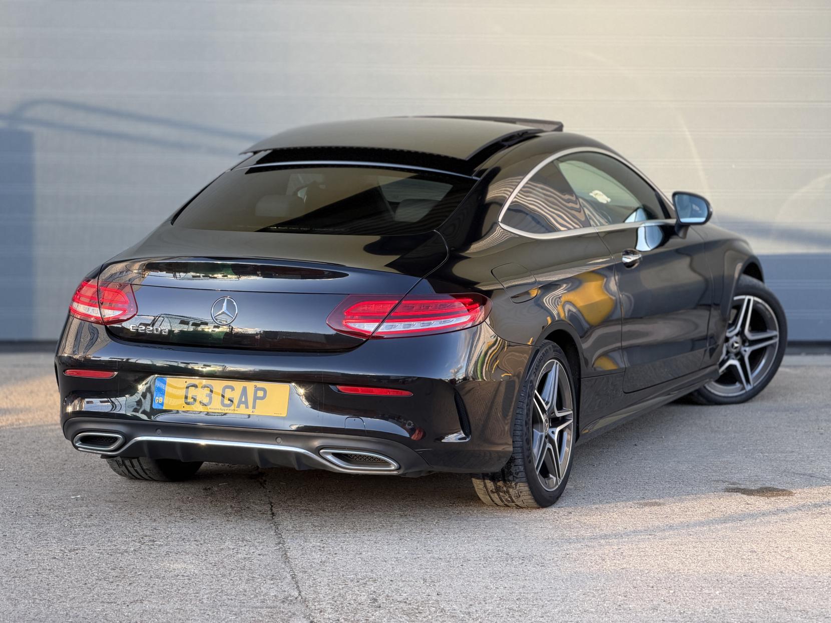 Mercedes-Benz C Class 2.0 C220d AMG Line (Premium Plus) Coupe 2dr Diesel G-Tronic+ Euro 6 (s/s) (194 ps)