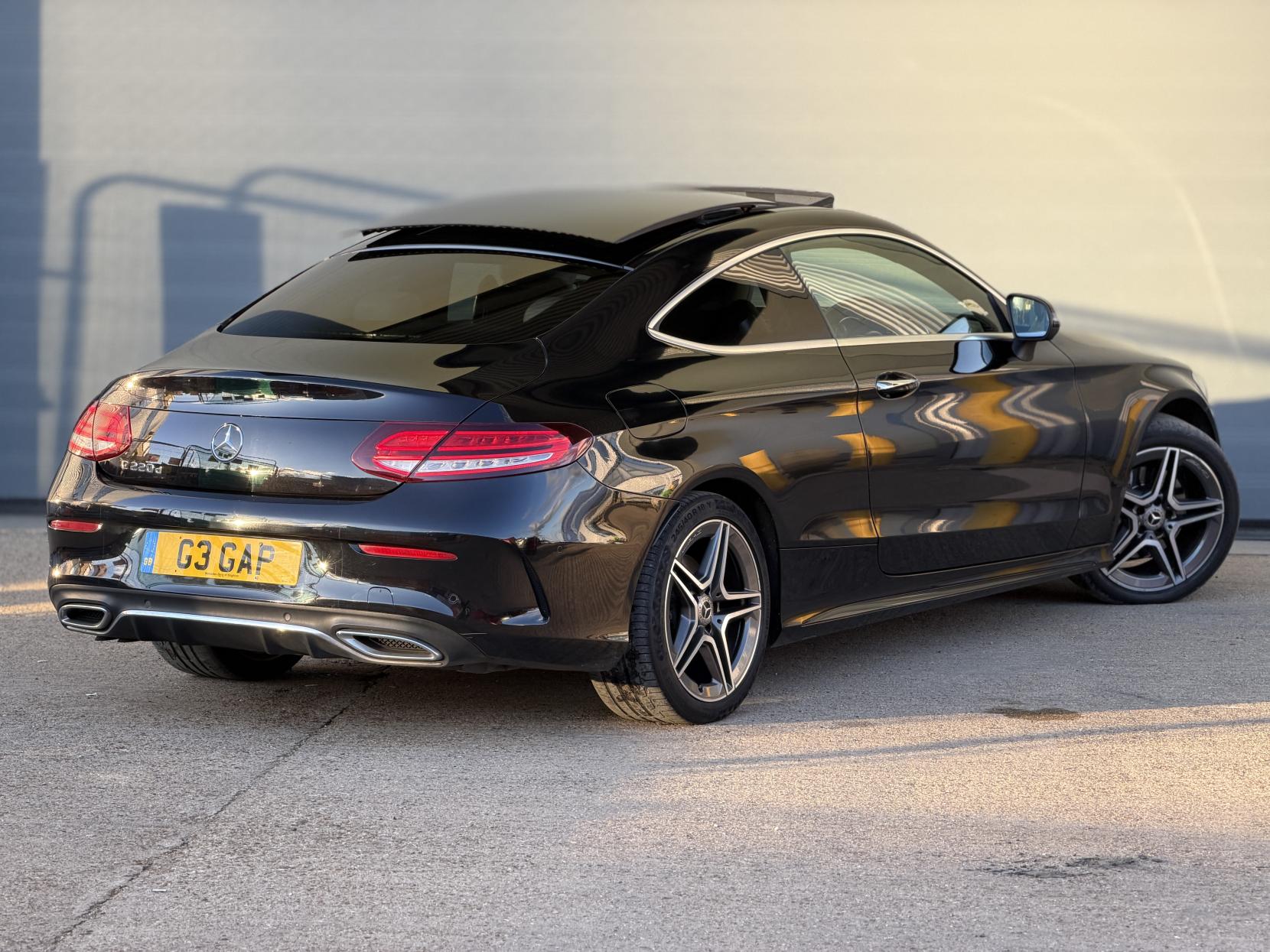 Mercedes-Benz C Class 2.0 C220d AMG Line (Premium Plus) Coupe 2dr Diesel G-Tronic+ Euro 6 (s/s) (194 ps)