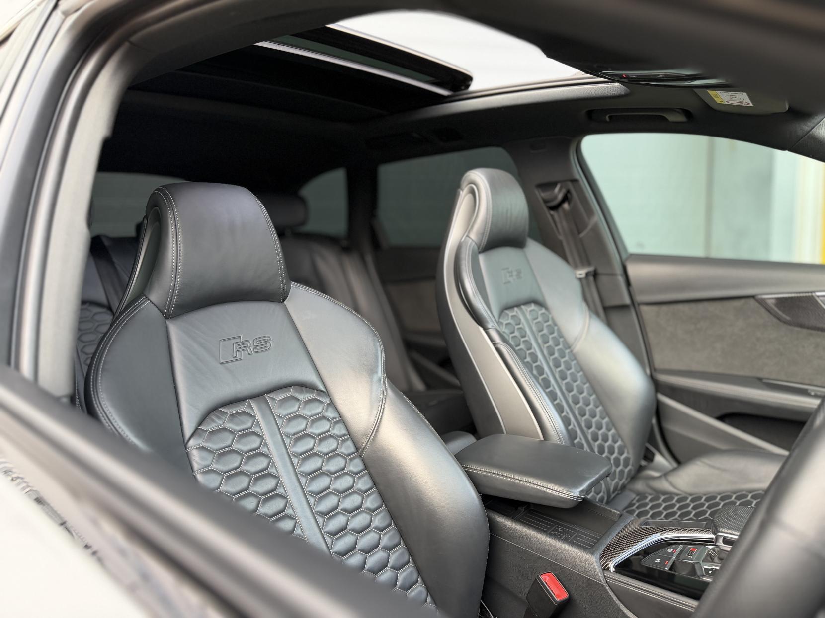 Audi RS4 Avant 2.9 TFSI V6 Carbon Black Estate 5dr Petrol Tiptronic quattro Euro 6 (s/s) (450 ps)