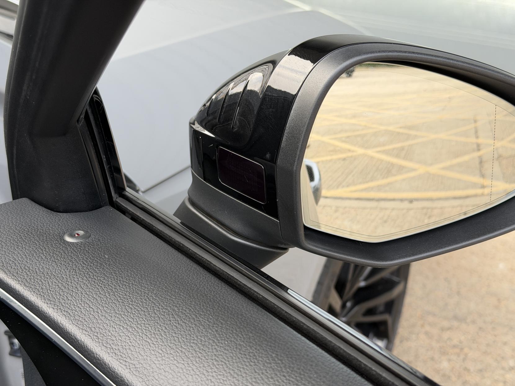 Audi RS4 Avant 2.9 TFSI V6 Carbon Black Estate 5dr Petrol Tiptronic quattro Euro 6 (s/s) (450 ps)