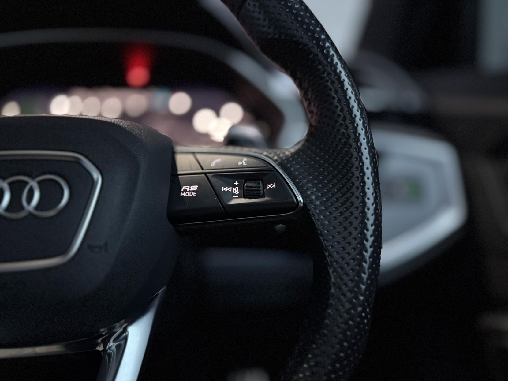 Audi RS Q3 2.5 TFSI Audi Sport Edition Sportback 5dr Petrol S Tronic quattro Euro 6 (s/s) (400 ps)