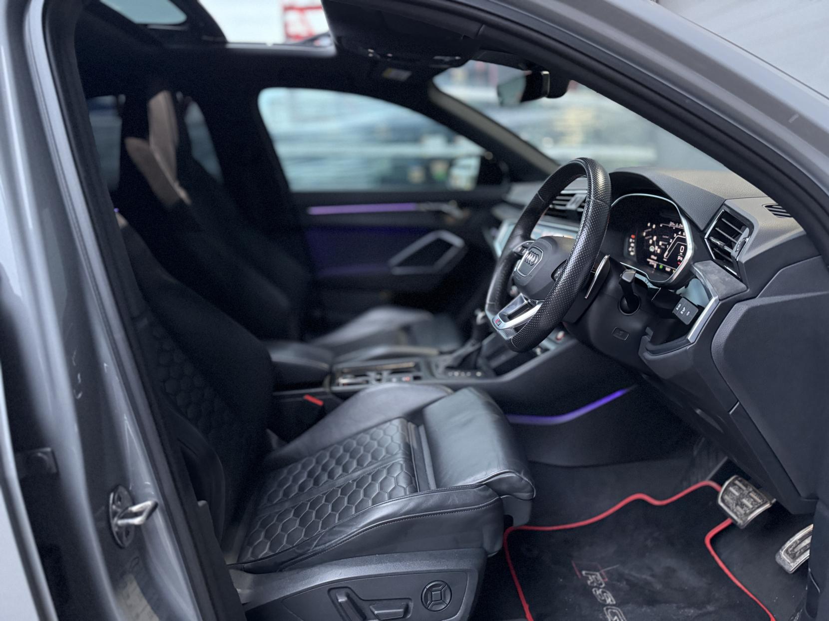 Audi RS Q3 2.5 TFSI Audi Sport Edition Sportback 5dr Petrol S Tronic quattro Euro 6 (s/s) (400 ps)