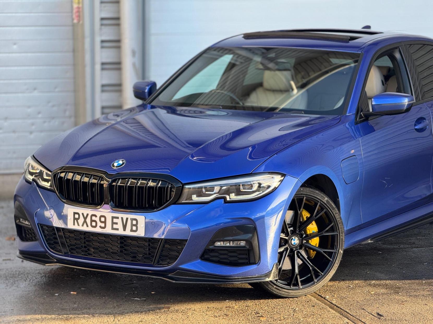 BMW 3 Series 2.0 330e 12kWh M Sport Auto Euro 6 (s/s) 4dr