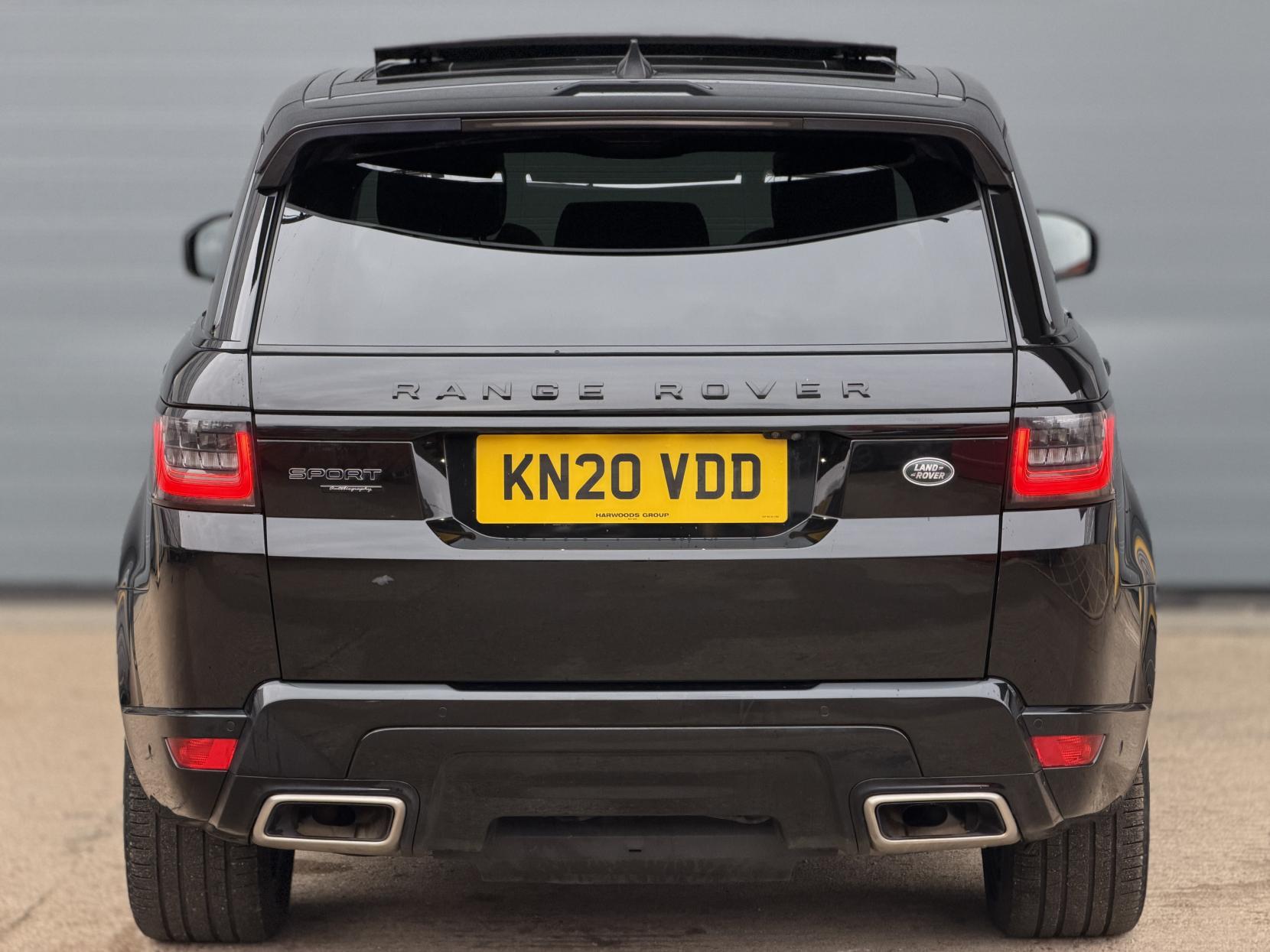 Land Rover Range Rover Sport 3.0 SD V6 Autobiography Dynamic SUV 5dr Diesel Auto 4WD Euro 6 (s/s) (306 ps)