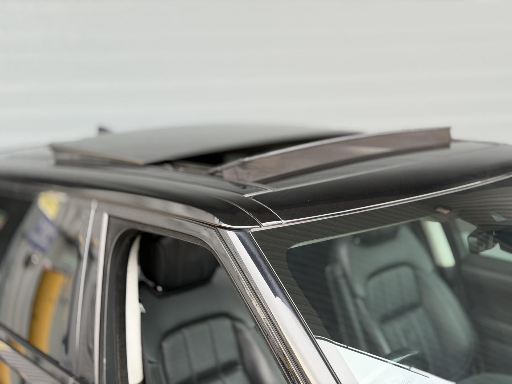 Land Rover Range Rover Sport 3.0 SD V6 Autobiography Dynamic SUV 5dr Diesel Auto 4WD Euro 6 (s/s) (306 ps)