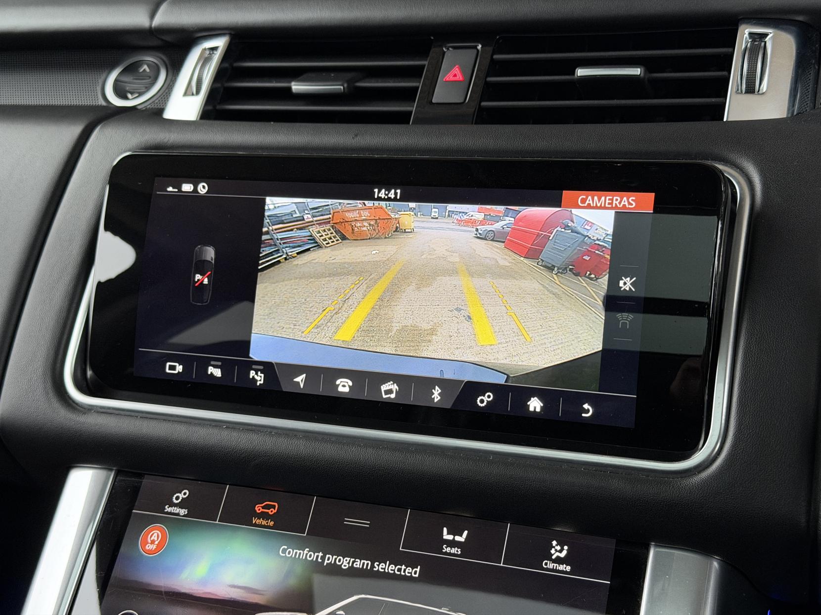 Land Rover Range Rover Sport 3.0 SD V6 Autobiography Dynamic SUV 5dr Diesel Auto 4WD Euro 6 (s/s) (306 ps)