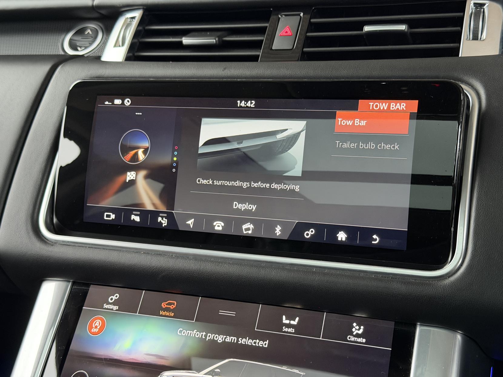 Land Rover Range Rover Sport 3.0 SD V6 Autobiography Dynamic SUV 5dr Diesel Auto 4WD Euro 6 (s/s) (306 ps)