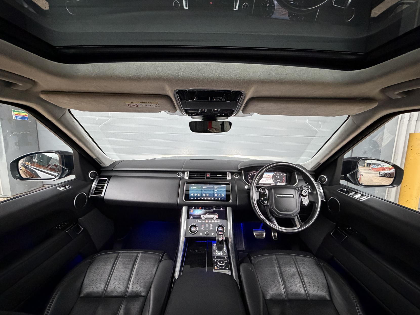 Land Rover Range Rover Sport 3.0 SD V6 Autobiography Dynamic SUV 5dr Diesel Auto 4WD Euro 6 (s/s) (306 ps)