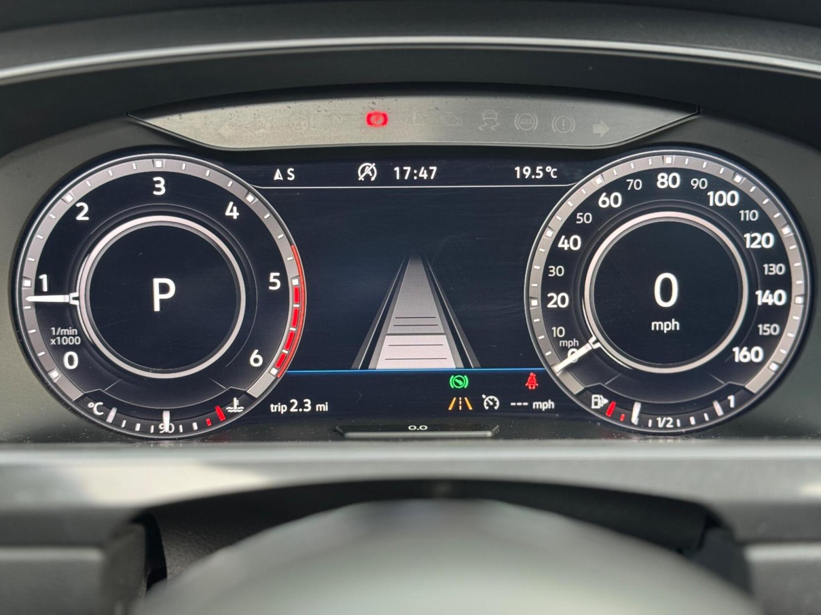Volkswagen Tiguan 2.0 TDI R-Line DSG 4Motion Euro 6 (s/s) 5dr