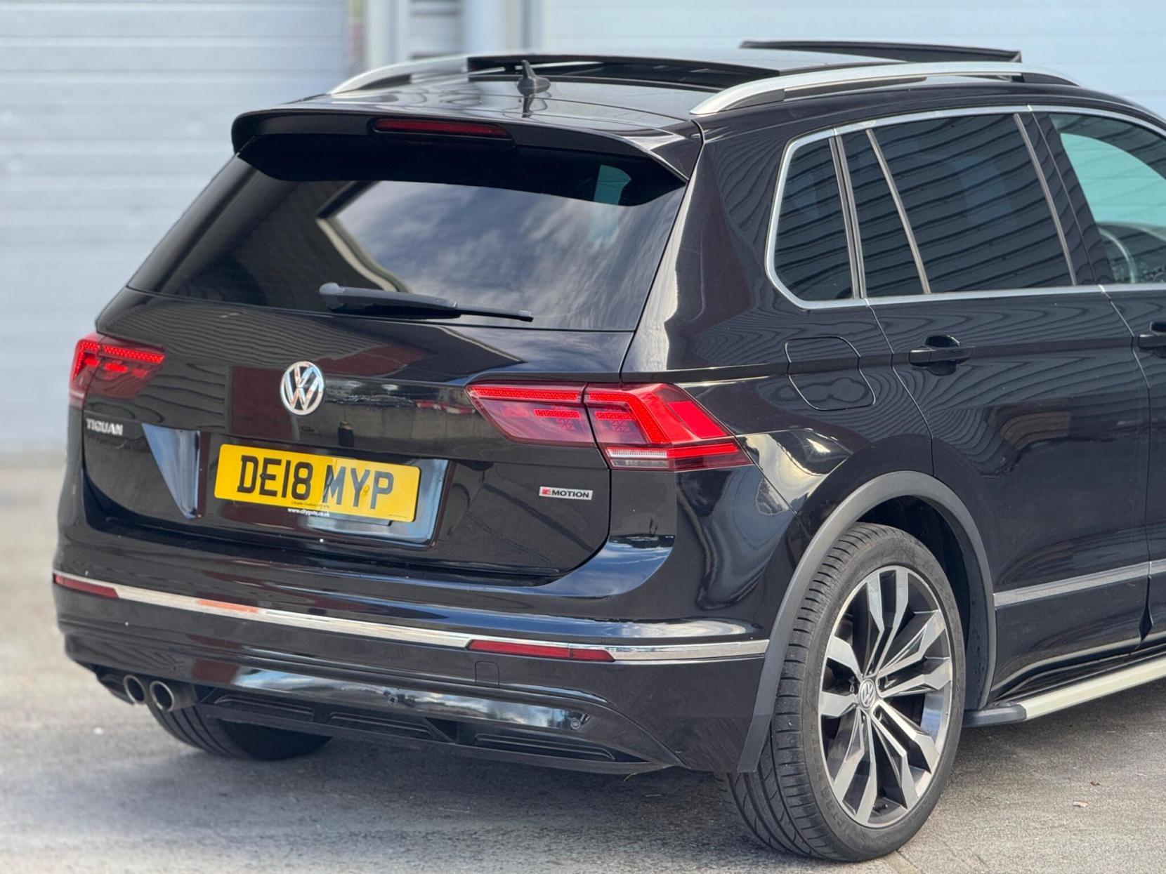 Volkswagen Tiguan 2.0 TDI R-Line DSG 4Motion Euro 6 (s/s) 5dr