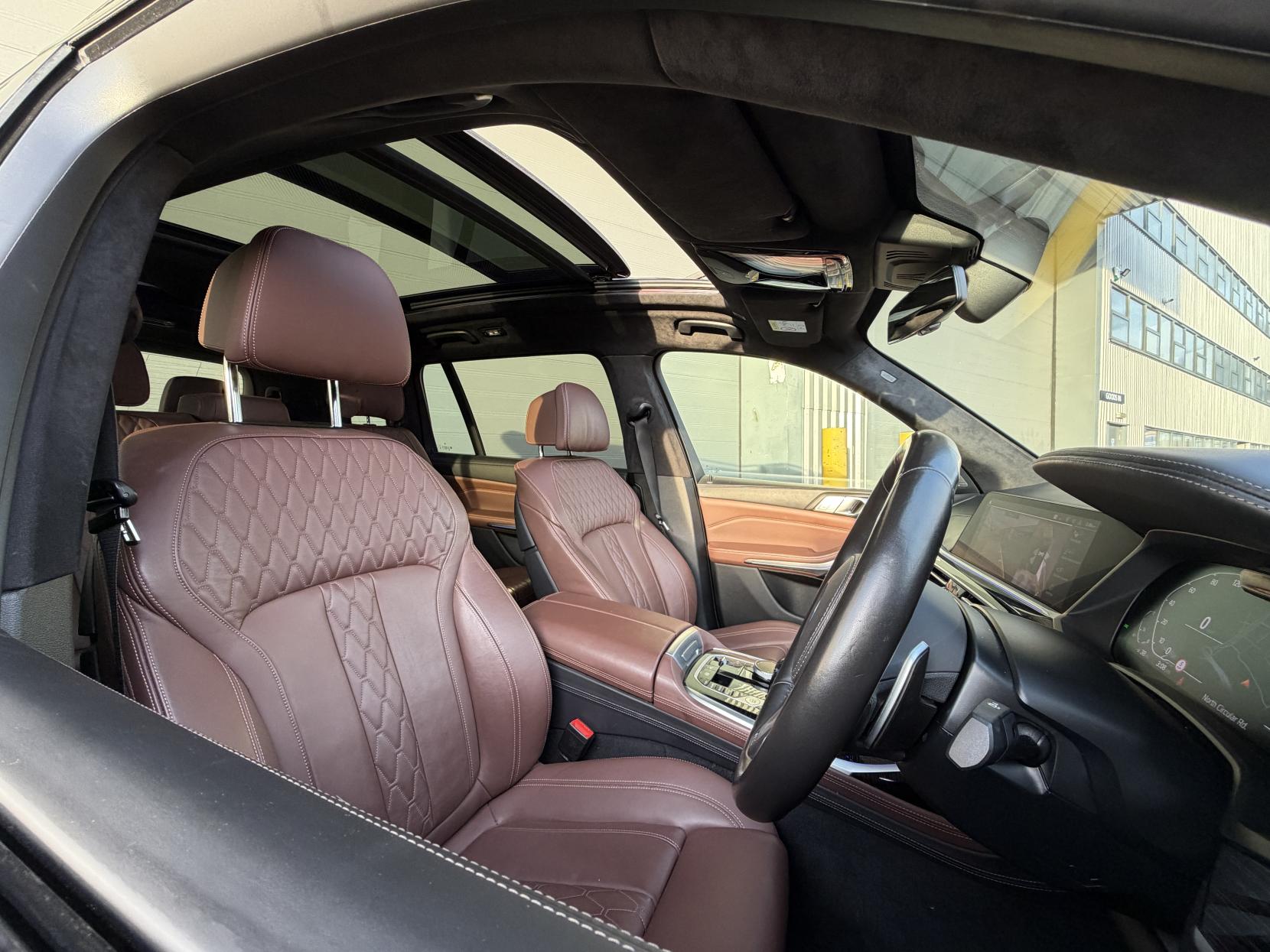 BMW X7 3.0 40i M Sport SUV 5dr Petrol Auto xDrive Euro 6 (s/s) (340 ps)