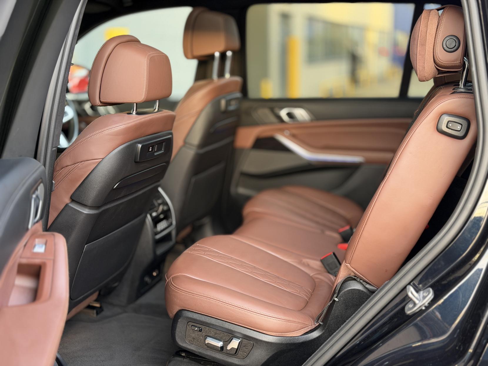 BMW X7 3.0 40i M Sport SUV 5dr Petrol Auto xDrive Euro 6 (s/s) (340 ps)