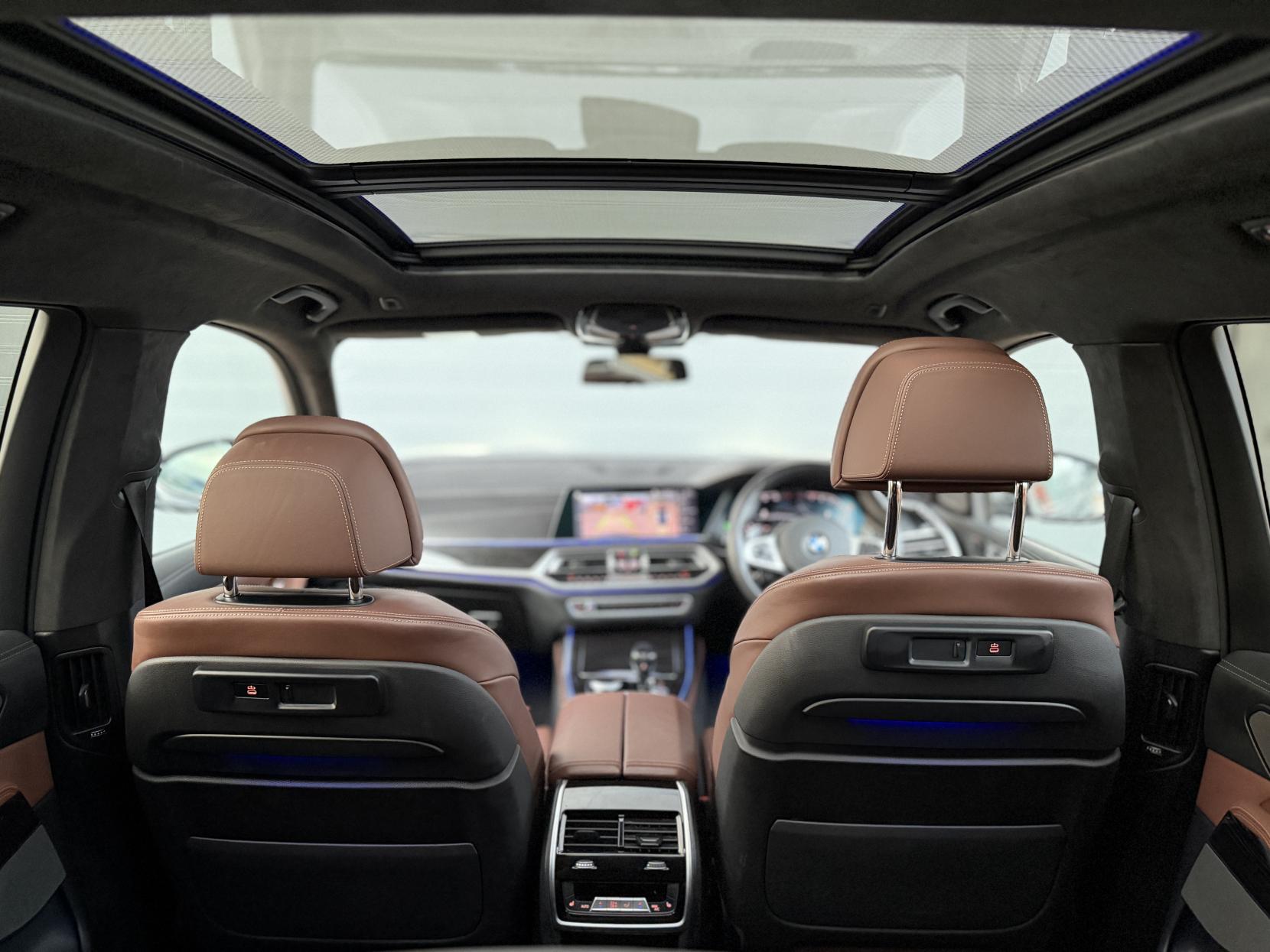 BMW X7 3.0 40i M Sport SUV 5dr Petrol Auto xDrive Euro 6 (s/s) (340 ps)