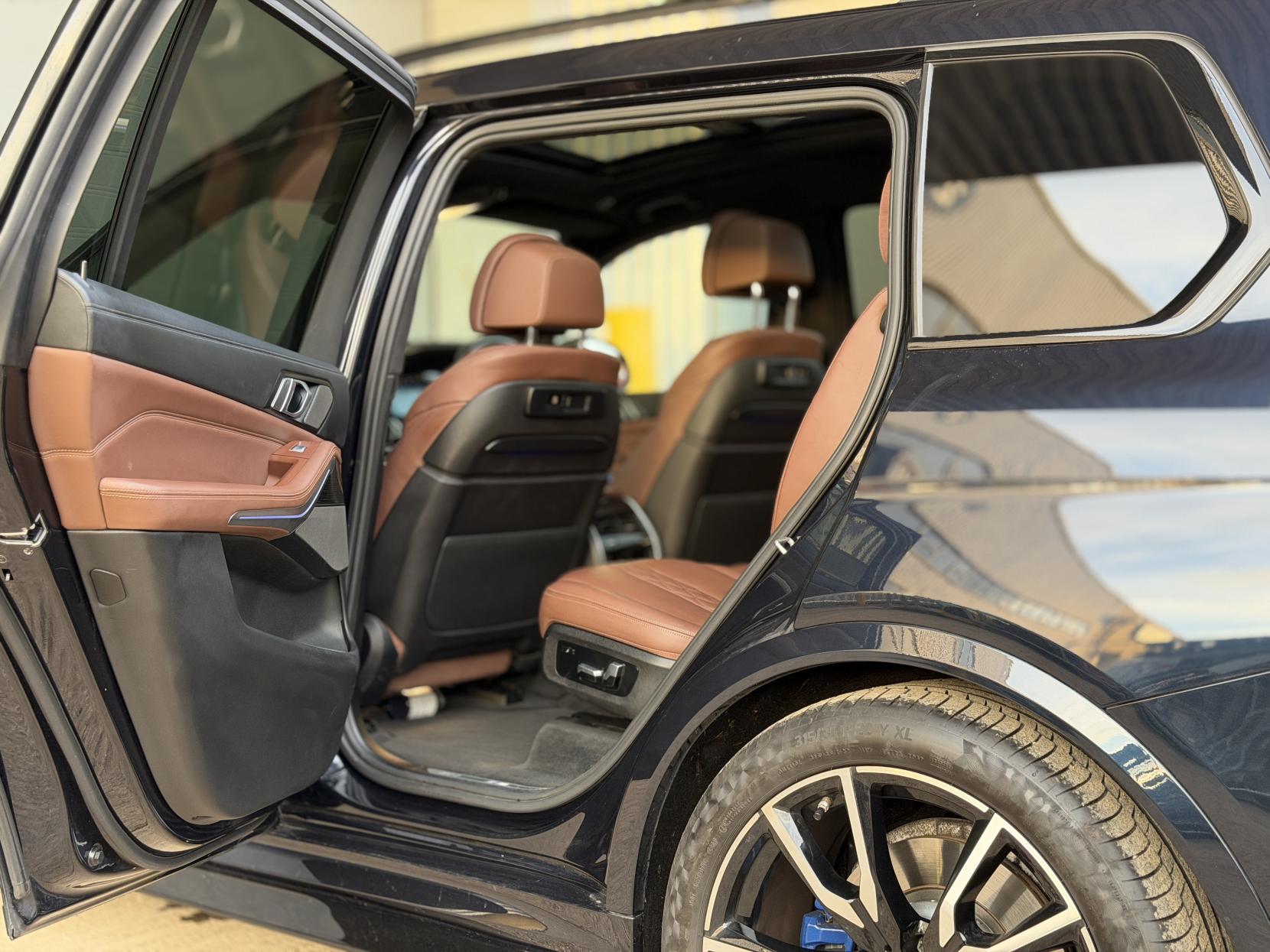 BMW X7 3.0 40i M Sport SUV 5dr Petrol Auto xDrive Euro 6 (s/s) (340 ps)