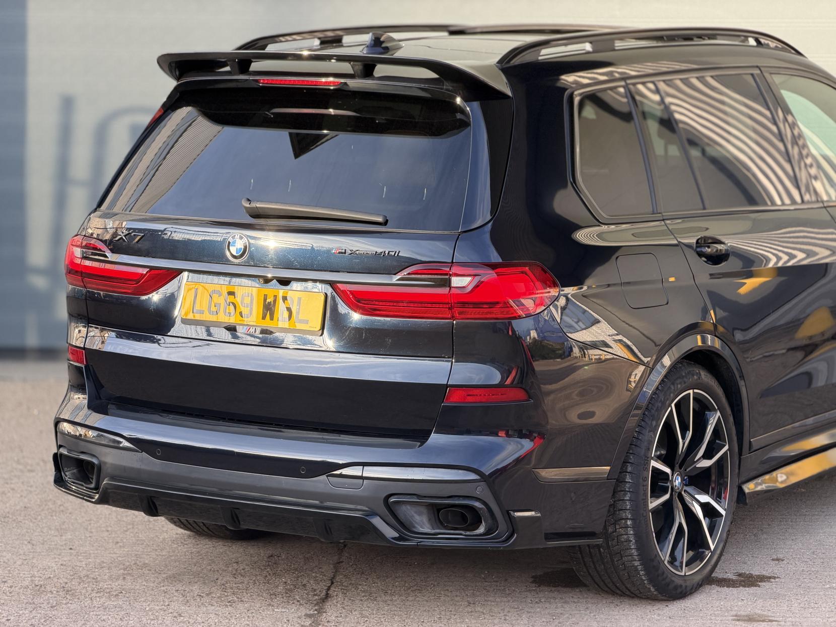 BMW X7 3.0 40i M Sport SUV 5dr Petrol Auto xDrive Euro 6 (s/s) (340 ps)