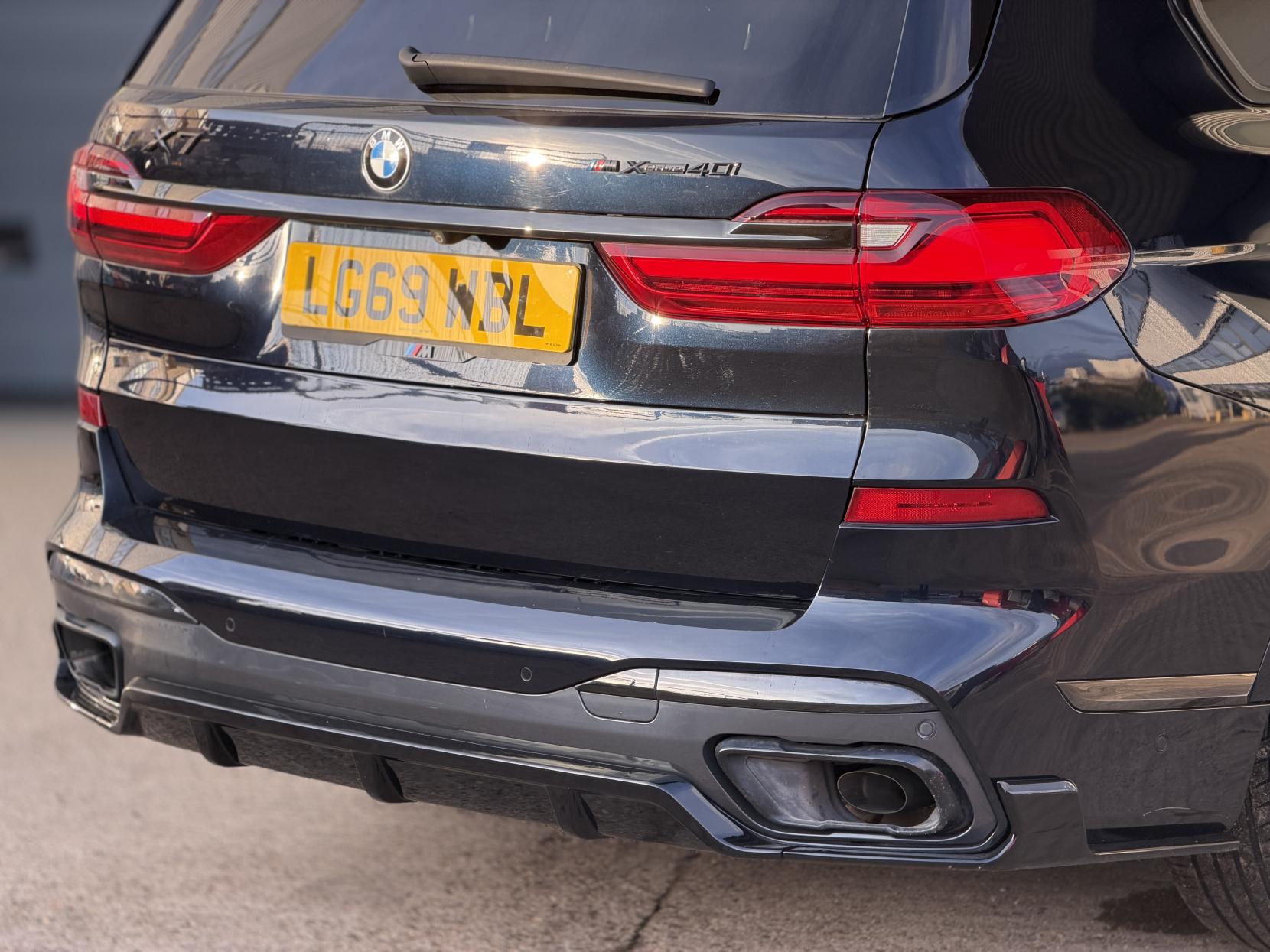 BMW X7 3.0 40i M Sport SUV 5dr Petrol Auto xDrive Euro 6 (s/s) (340 ps)