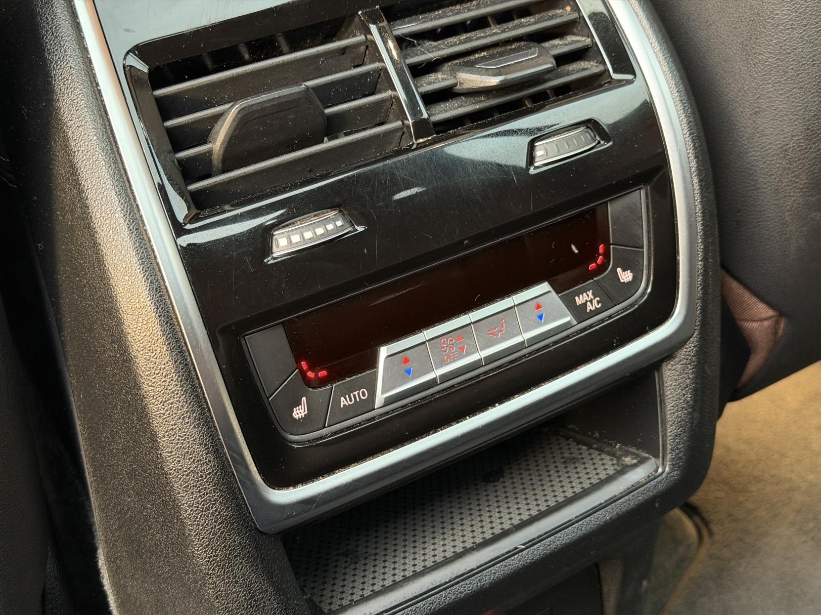 BMW X7 3.0 40i M Sport SUV 5dr Petrol Auto xDrive Euro 6 (s/s) (340 ps)