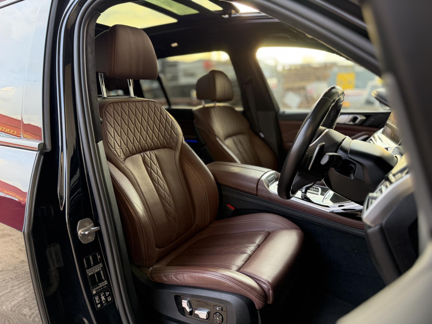 BMW X7 3.0 40i M Sport SUV 5dr Petrol Auto xDrive Euro 6 (s/s) (340 ps)