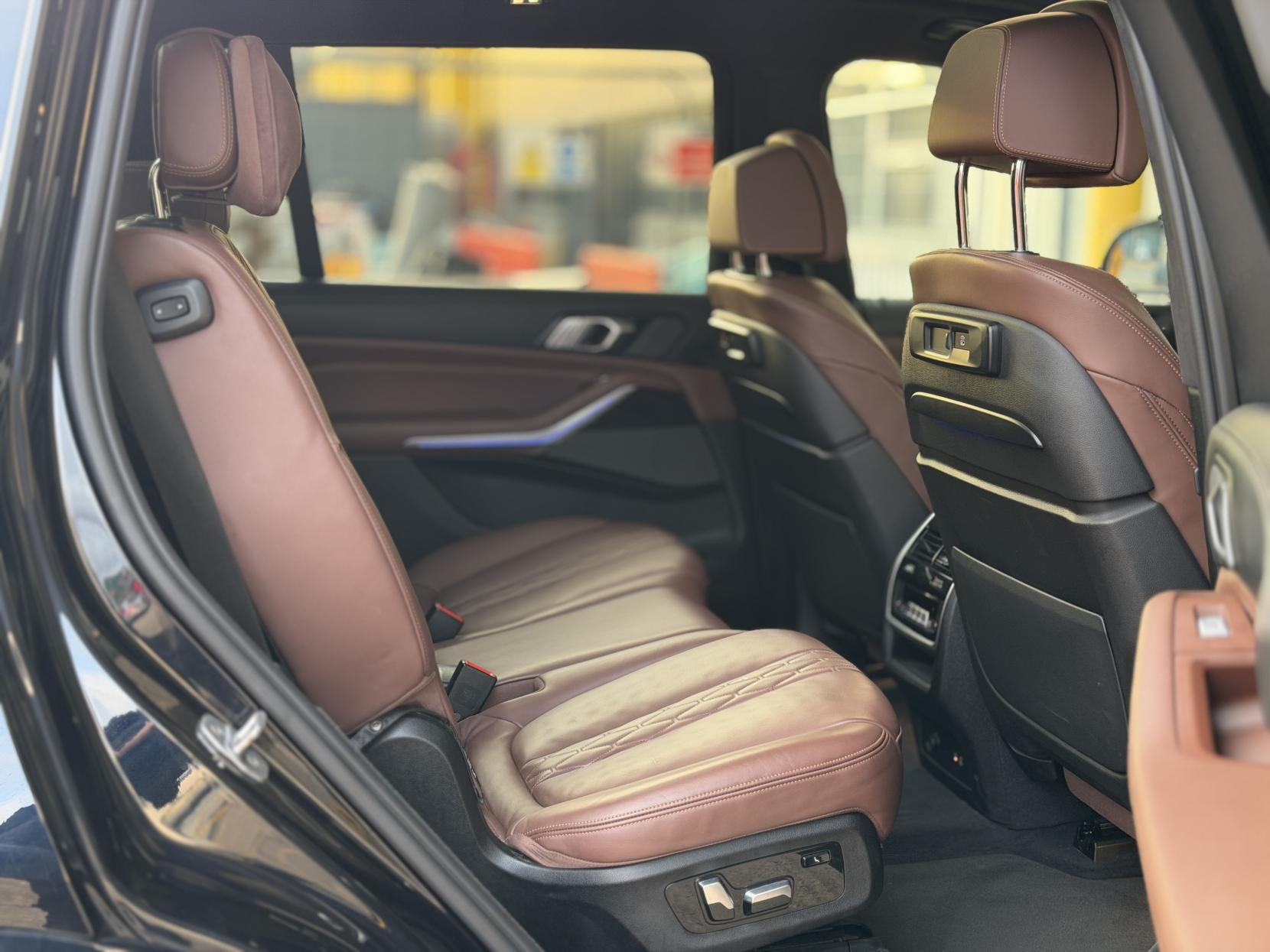 BMW X7 3.0 40i M Sport SUV 5dr Petrol Auto xDrive Euro 6 (s/s) (340 ps)