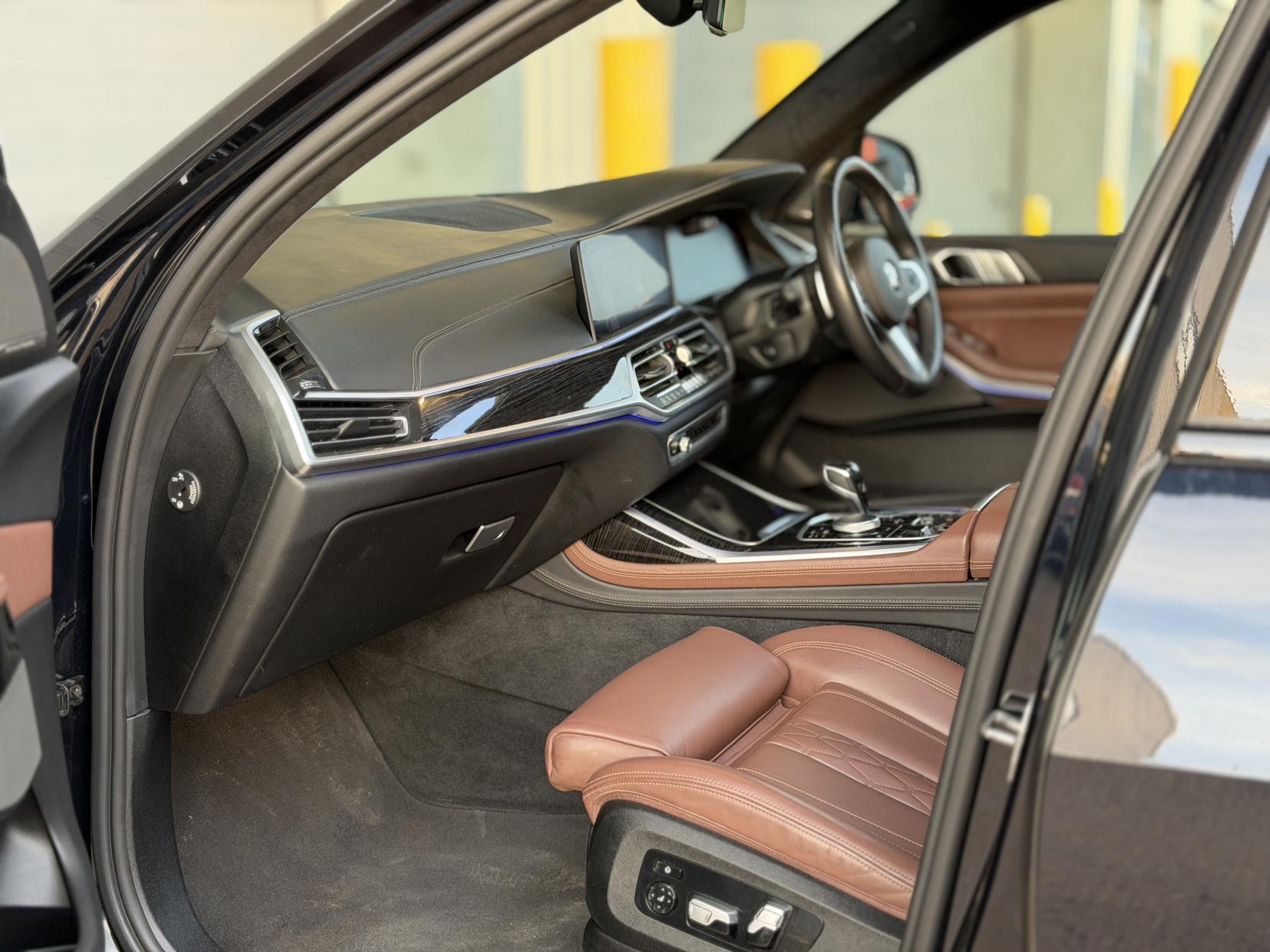 BMW X7 3.0 40i M Sport SUV 5dr Petrol Auto xDrive Euro 6 (s/s) (340 ps)