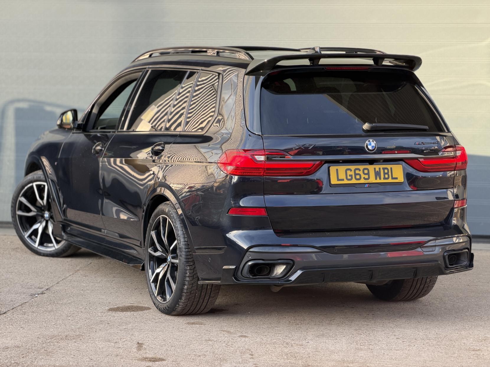 BMW X7 3.0 40i M Sport SUV 5dr Petrol Auto xDrive Euro 6 (s/s) (340 ps)