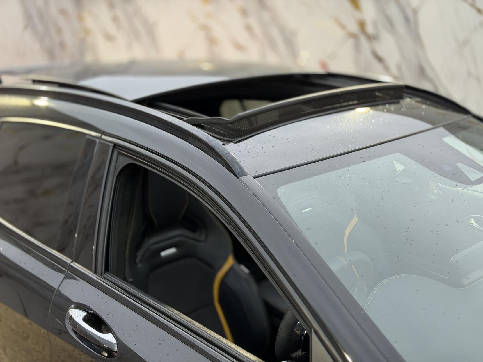 Mercedes-Benz GLA 2.0 GLA45 AMG Yellow Night Edition SUV 5dr Petrol SpdS DCT 4MATIC Euro 6 (s/s) (381 ps)